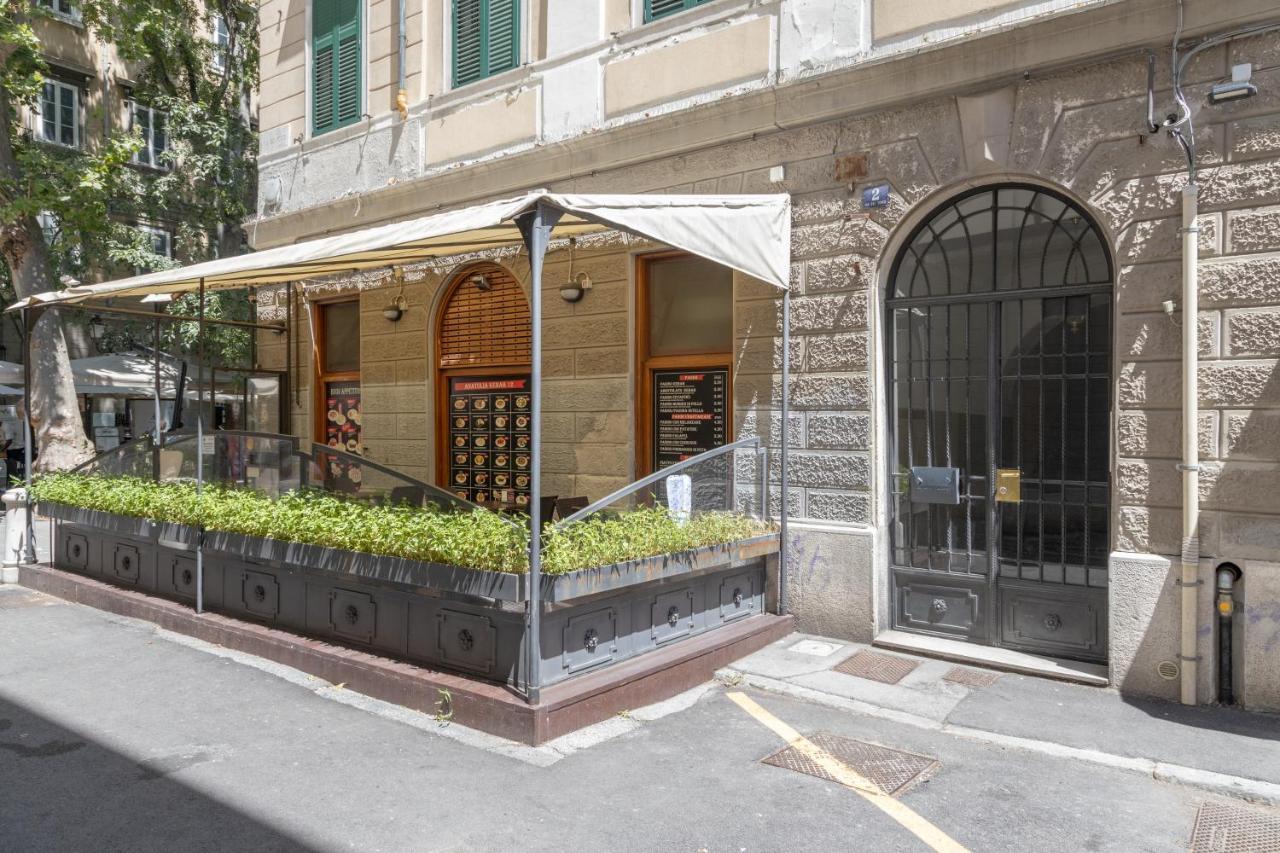 La Via Di Nandi Apartment Trieste Luaran gambar