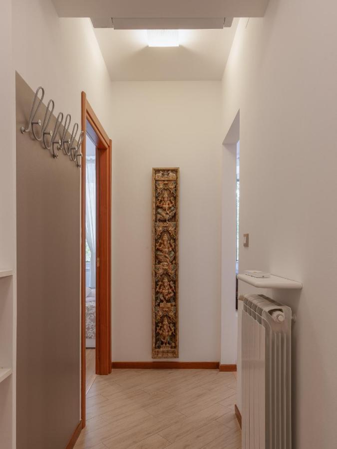 La Via Di Nandi Apartment Trieste Luaran gambar